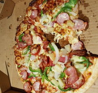 Ric's Pizza Bar - Your Accommodation