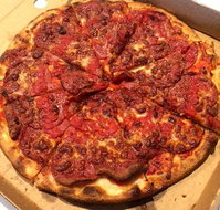 Dante's Gourmet Pizza Bar - Your Accommodation
