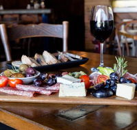 Little Lily's Wine and Tapas Cafe - Your Accommodation