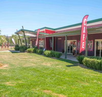 Willow Tree Cafe - Your Accommodation
