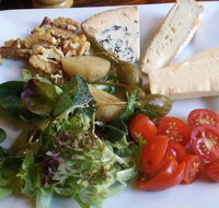 Fetching Treasures Cafe - Your Accommodation