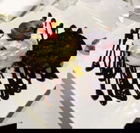 Charlie's Family Restaurant - Your Accommodation