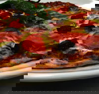 Rene's Pizza - Your Accommodation