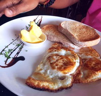 Crust - Annerley - Your Accommodation