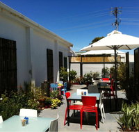Mahalia Coffee House - Your Accommodation