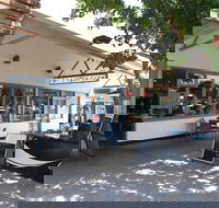 Three Fish Cafe - Your Accommodation