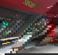 Two Jays Burger Joint - Sydney Olympic Park - Your Accommodation
