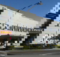 Katoomba Family Hotel and Restaurant - Your Accommodation