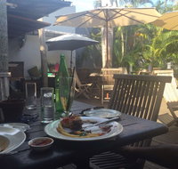 Barefoot Art Food Wine - Your Accommodation