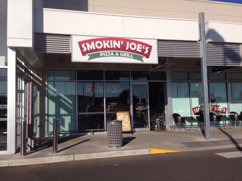 Smokin Joe's Pizza & Grill - South Morang - Your Accommodation 0