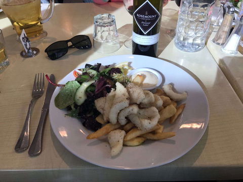 The Oval Cafe - Your Accommodation 0