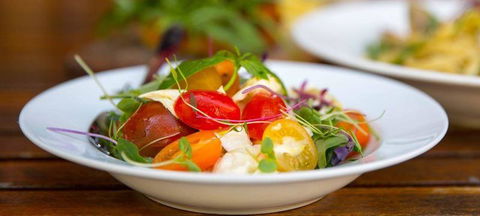 O Bar & Restaurant - Your Accommodation 2