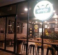 Munkeeskins Cafe - Your Accommodation