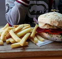 Belle Vue Cafe - Your Accommodation