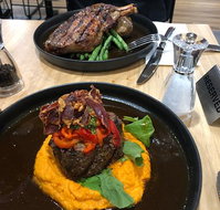 Parkside Bar  Kitchen - Your Accommodation