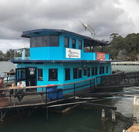 Skippers Floating Eatery - Your Accommodation