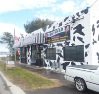The Cow Shed - Your Accommodation