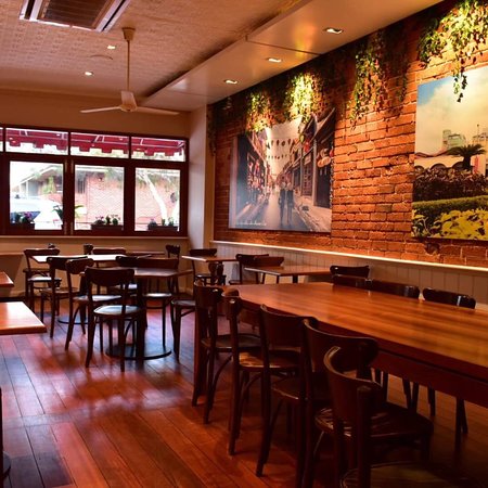 VINA H Cafe And Restaurant - Your Accommodation 0