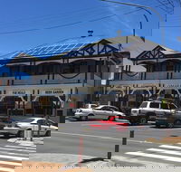 Omaras - Your Accommodation