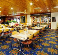 Coutts Commercial Tavern - Your Accommodation