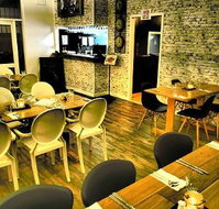 The Swae  Ivy - Bar  Restaurant - Your Accommodation