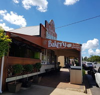 Blackbutt Woodfired Bakery - Your Accommodation