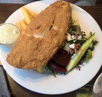 The Withcott Hotel - Your Accommodation
