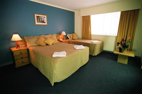 Mount Ommaney Hotel Apartments - Your Accommodation 3