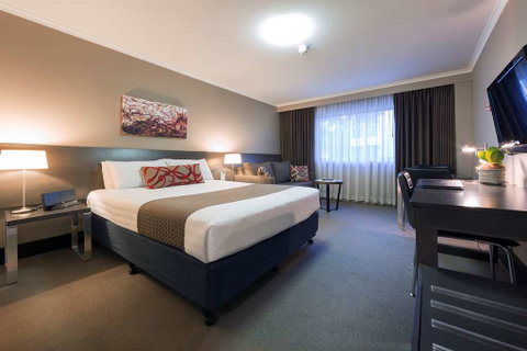 Pavilion on Northbourne - Your Accommodation 4
