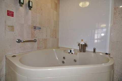 Pavilion on Northbourne - Your Accommodation 15