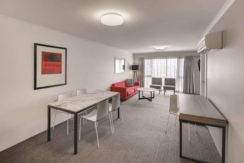Adina Serviced Apartments James Court - Your Accommodation 5