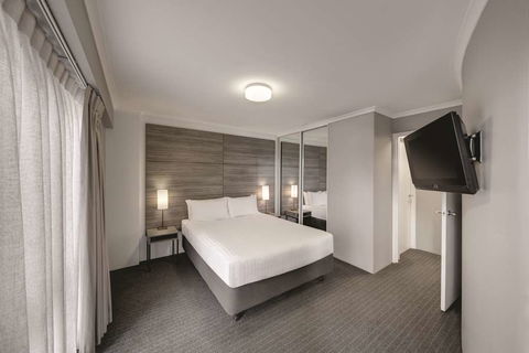 Adina Serviced Apartments James Court - Your Accommodation 13