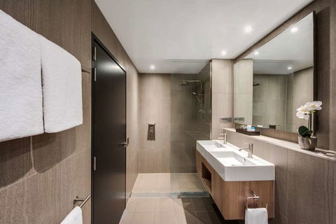 Vibe Hotel North Sydney - Your Accommodation 10
