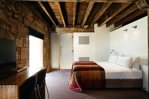 The Henry Jones Art Hotel - Your Accommodation 6