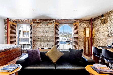 The Henry Jones Art Hotel - Your Accommodation 10