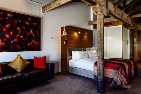 The Henry Jones Art Hotel - Your Accommodation 12