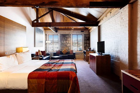 The Henry Jones Art Hotel - Your Accommodation 14