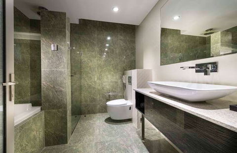 Swan River Hotel - Your Accommodation 9