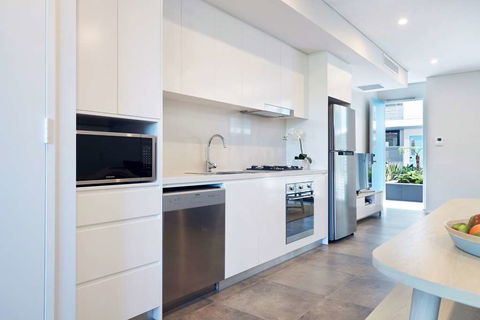 Veriu Camperdown - Your Accommodation 9