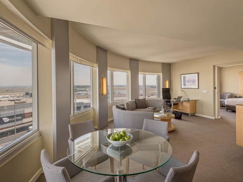 PARKROYAL Melbourne Airport - Your Accommodation 12