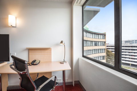 Holiday Inn Melbourne Airport - Your Accommodation 5