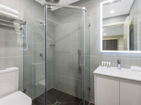 Quality Hotel Melbourne Airport - Your Accommodation 11