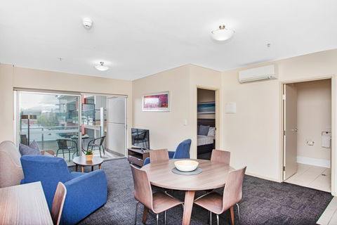 Hume Serviced Apartments - Your Accommodation 14