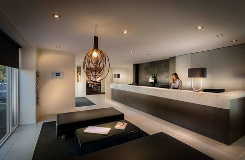 Best Western Plus Travel Inn Hotel - Your Accommodation 1