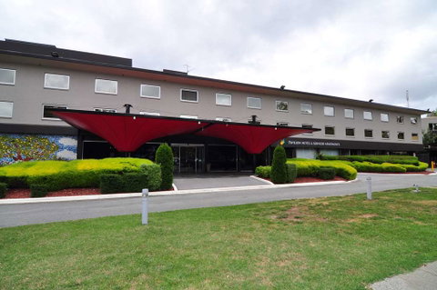 Pavilion on Northbourne - Your Accommodation 1