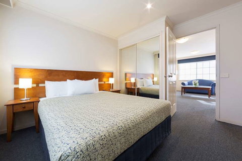 Canberra Parklands Central - Your Accommodation 0