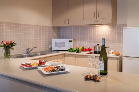 Canberra Parklands Central - Your Accommodation 5
