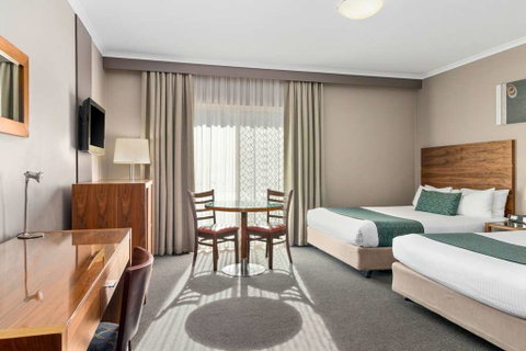 Quality Hotel Dickson - Your Accommodation 1