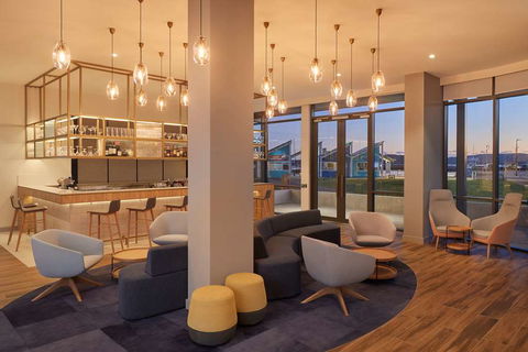 Hilton Garden Inn Albany - Your Accommodation 14