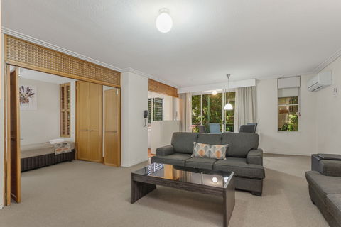 The Airport International Motel - Your Accommodation 8